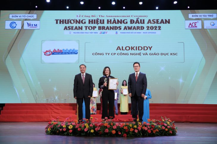 Alokiddy nhận giải thưởng Top 10 Thương hiệu hàng đầu Asean 2022